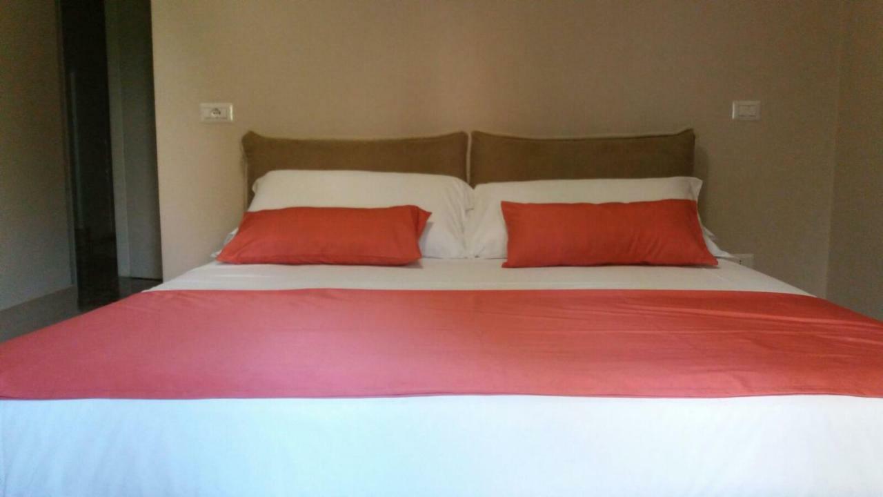 Casa Isabela Luxury Rooms Melfi Buitenkant foto