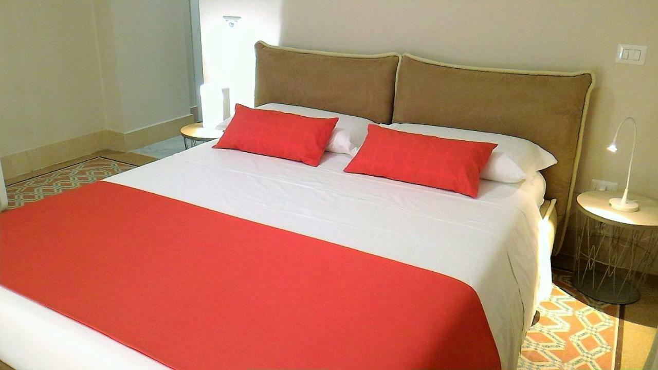 Casa Isabela Luxury Rooms Melfi Buitenkant foto