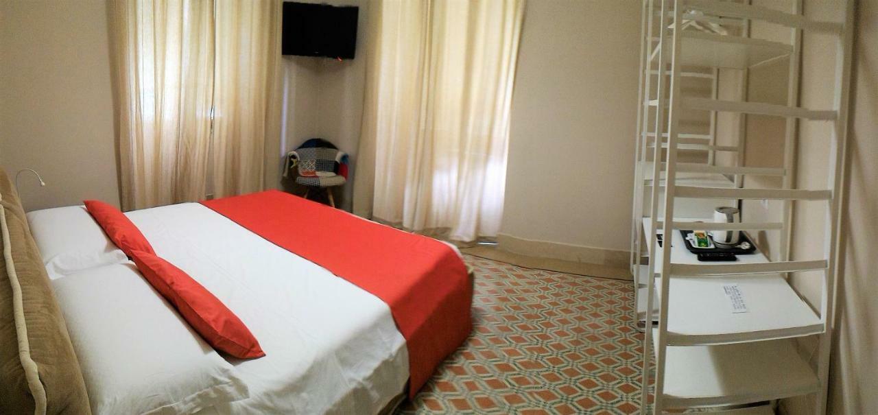 Casa Isabela Luxury Rooms Melfi Buitenkant foto